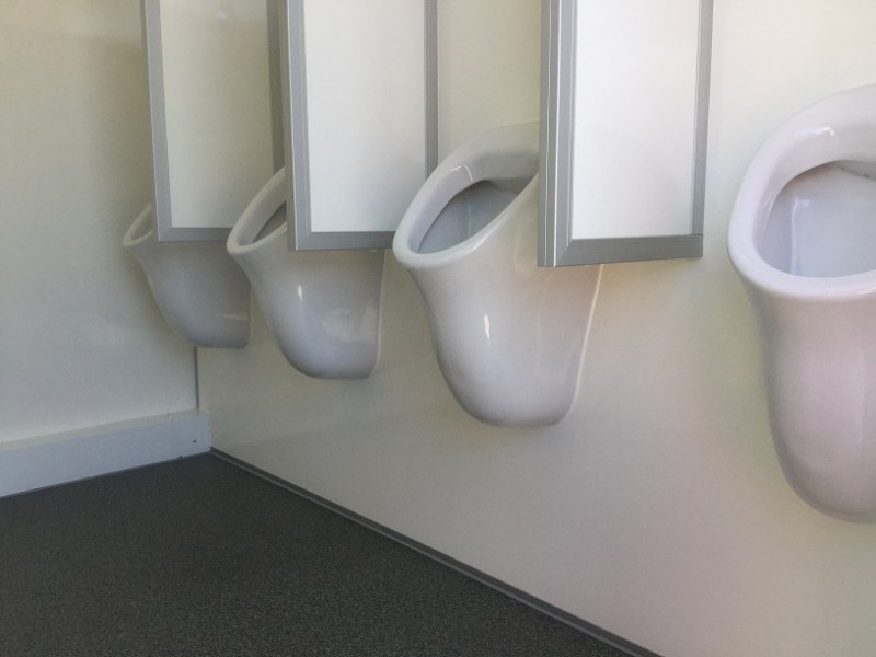 Toilettenwagen mieten – 3