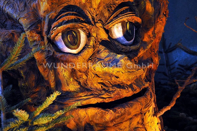 Märchenbaum Eiche, Baum mit Augen und Mund – Thumbnail 6