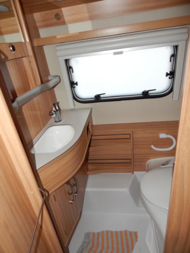 Wir haben Sie - Hymer Eriba Touring – Thumbnail 8