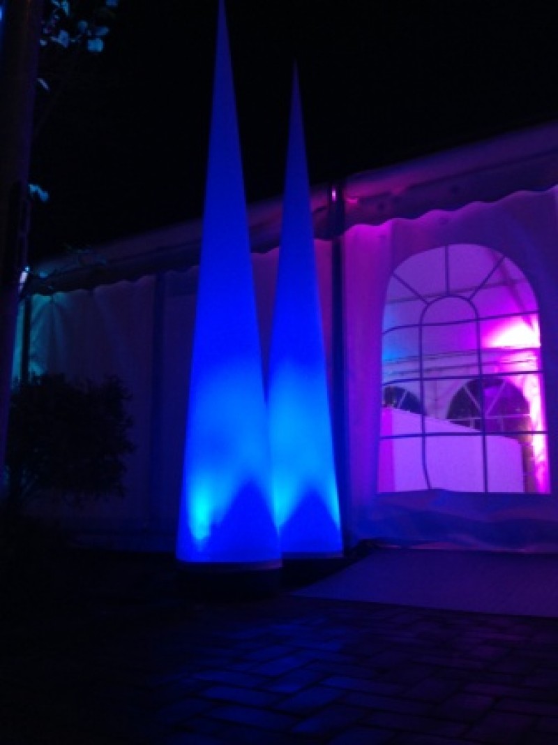Aircone 2,40 m (LED) / Lichtkegel / Luftkegel / Lichtsäule / Eingangsdekoration / Leuchtkegel – 3