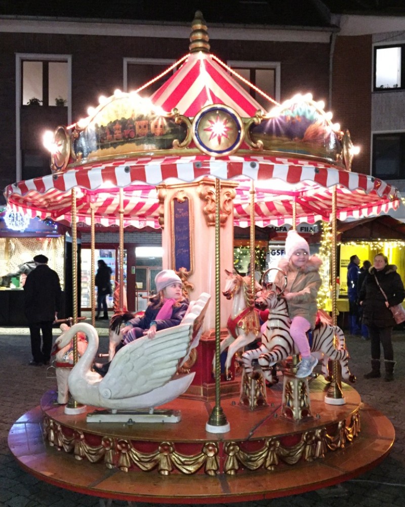 Karussell 3,00 Meter / Nostalgie / Dampfkarussell / Caroussell / Nostalgisch / Jahrmarkt / Weihnacht – 2