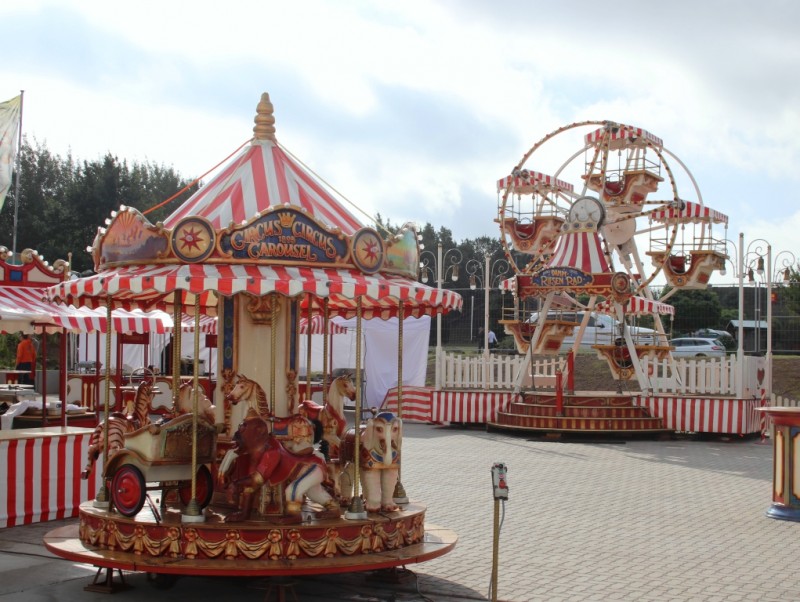 Karussell 3,00 Meter / Nostalgie / Dampfkarussell / Caroussell / Nostalgisch / Jahrmarkt / Weihnacht – 3
