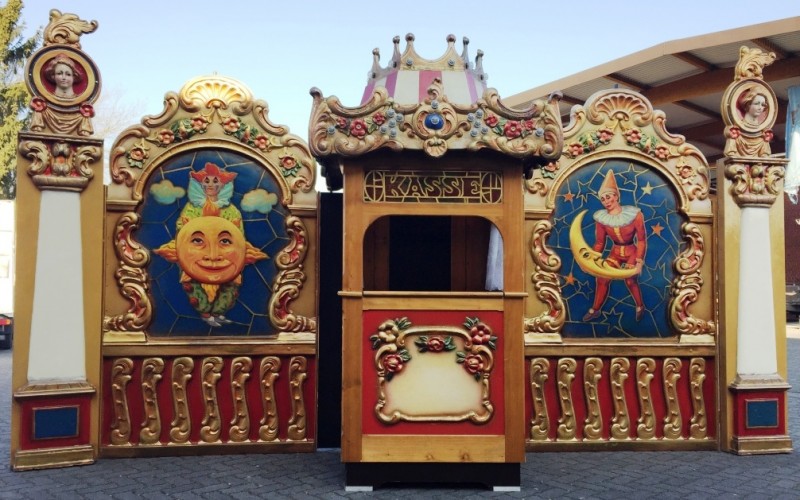 Kassenhaus nostalgisch / Nostalgie / Jahrmarkt / Weihnachtsmarkt / Karussell