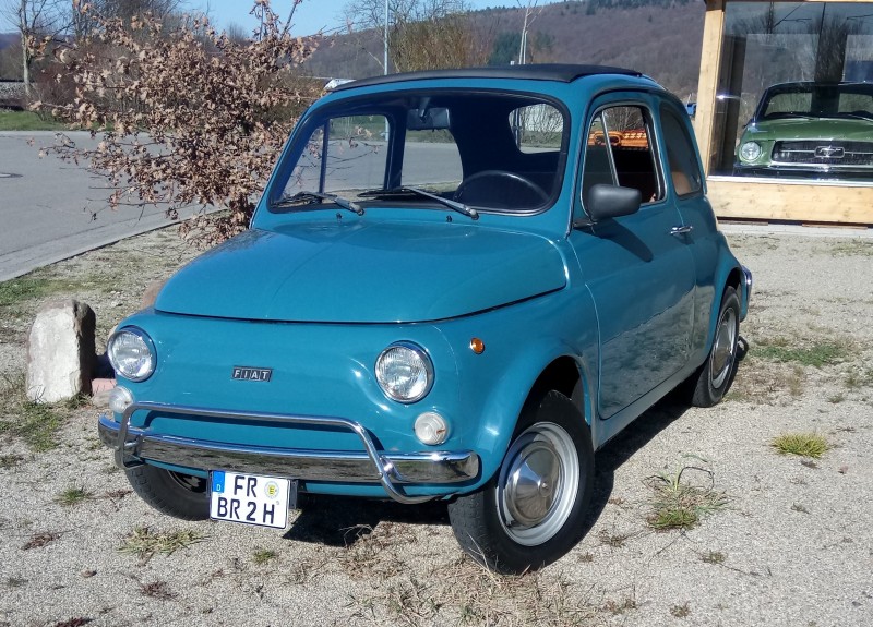 Fiat 500 Kleinwagen, Oldtimer - Lieferung aus Freiburg gegen Aufpreis