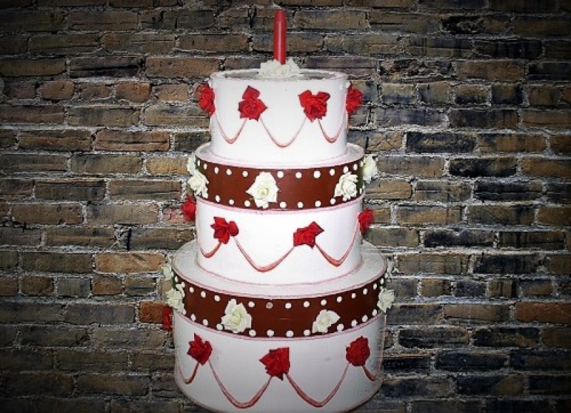  Partytorte Überraschungstorte , Geburtstagstorte , riesige Torte