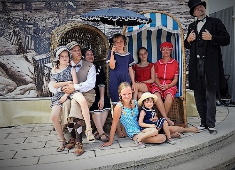 Badeleben Ausstellung , Badekarren , historische Strandkörbe – 2