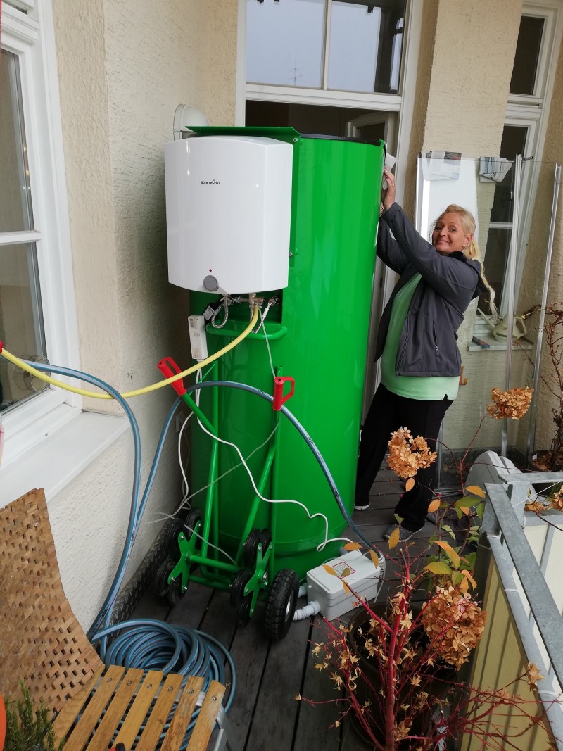 Mobile Dusche inkl. el. Boiler 230 Volt und Pumpe – Thumbnail 9
