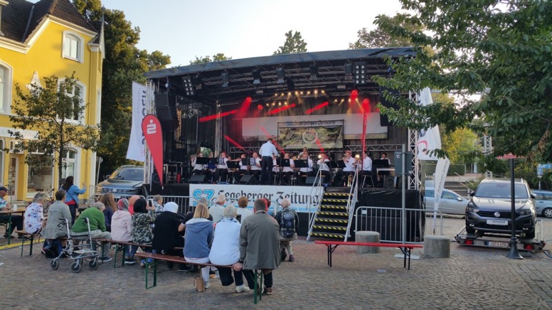 10x6m Eventbühne, Rundbogenbühne, Veranstaltungsbühne , mobile Bühne mieten, Top-Preise 2026 ! – 4