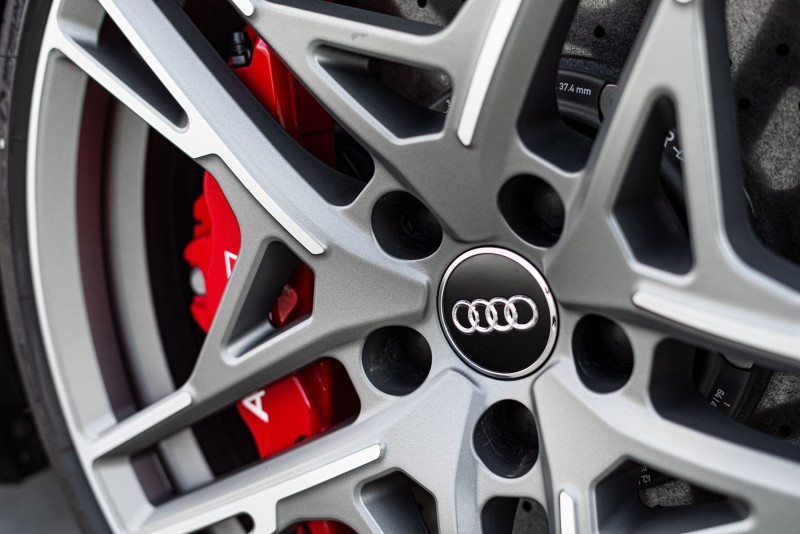 Audi R8 V10 Performance Spider Facelift 620PS ab sofort Verfügbar bei ECC-Rent Weiterstadt – Thumbnail 9
