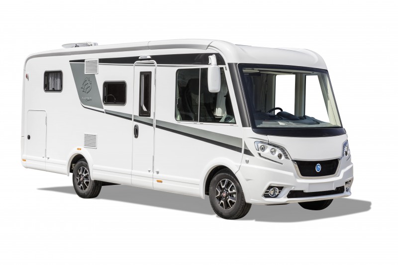 ab 130,00 € Wohnmobil mieten, Camper, Vollintegriert Weinsberg CaraOne MEG, Standklima, Automatik, – 2