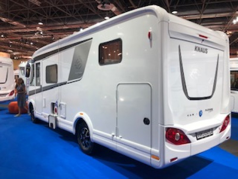 ab 130,00 € Wohnmobil mieten, Camper, Vollintegriert Weinsberg CaraOne MEG, Standklima, Automatik, – 4