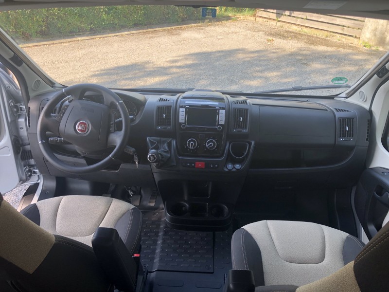 ab 125,00 € Wohnmobil mieten, Camper, Kastenwagen Knaus oder Weinsberg, Schlafplätze für 4 Personen – 5