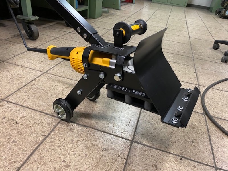 Teppichstripper, Bodenbelagentferner, Teppichlöser, Teppichentferner,Dachschäler, Dachschaber