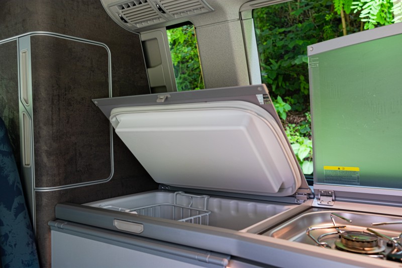 VW T6 California Ocean DSG 6.1 mit Aufstelldach - Campingbus, Wohnmobil, Heimat – Thumbnail 7
