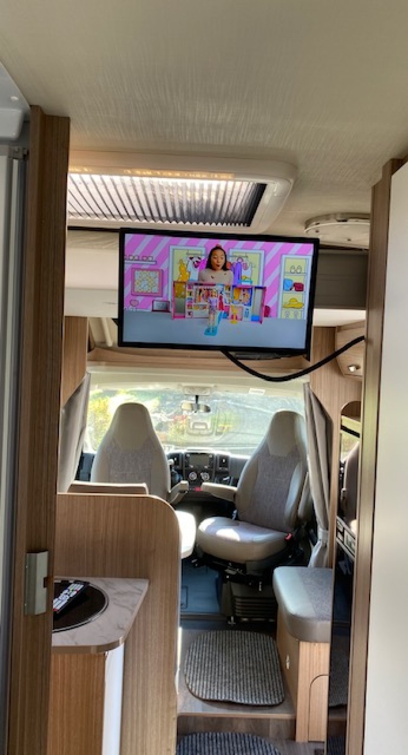 Neu in 2026   Carado T447 das ideale Reisemobil zu zweit oder für die Fam.  Alle Km frei – Thumbnail 8