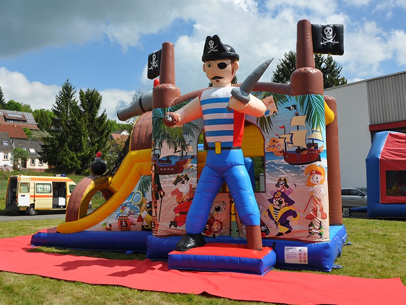 Hüpfburg mieten Frühlingsaktion Sonderangebot