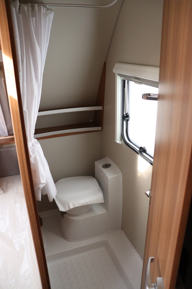 Weinsberg CaraOne 500 FDK Stockbett-Wagen für 4 Personen 2021 – Thumbnail 6