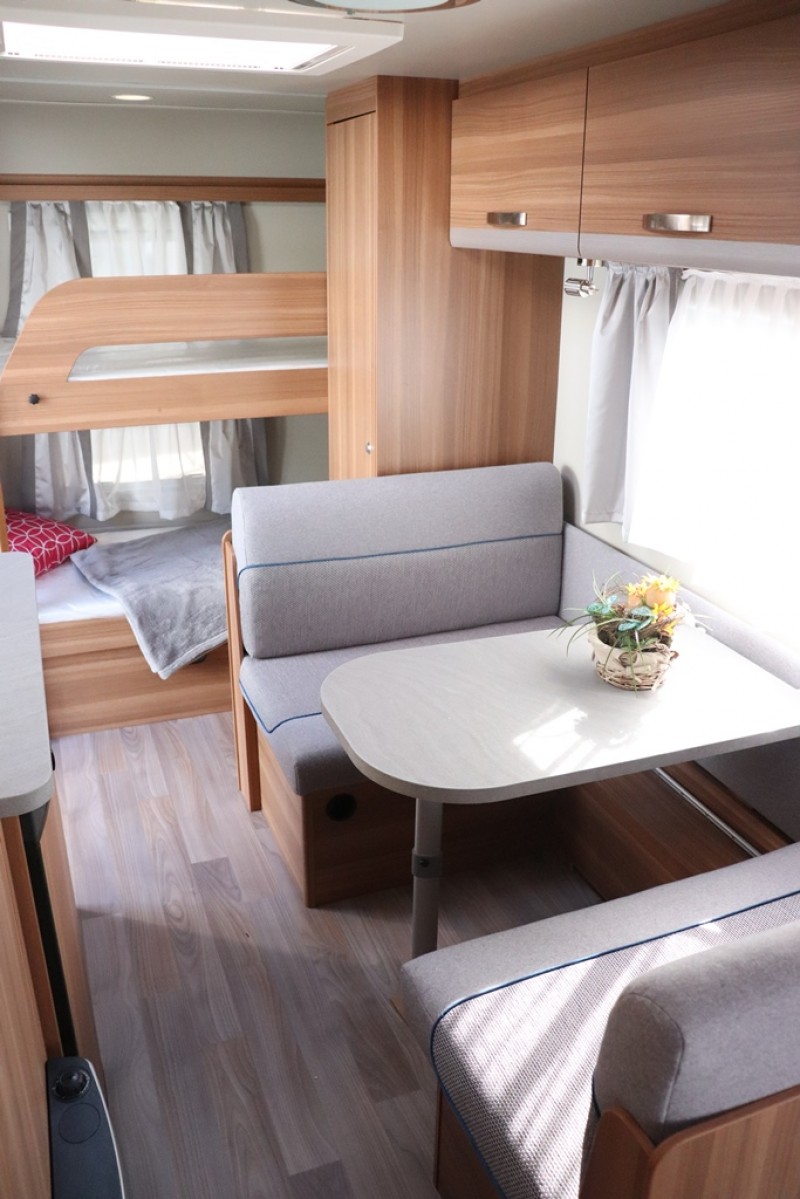 Weinsberg CaraOne 500 FDK Stockbett-Wagen für 4 Personen 2021 – Thumbnail 8