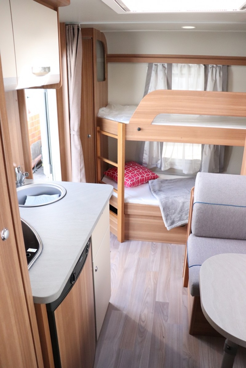 Weinsberg CaraOne 500 FDK Stockbett-Wagen für 4 Personen 2021 – Thumbnail 9