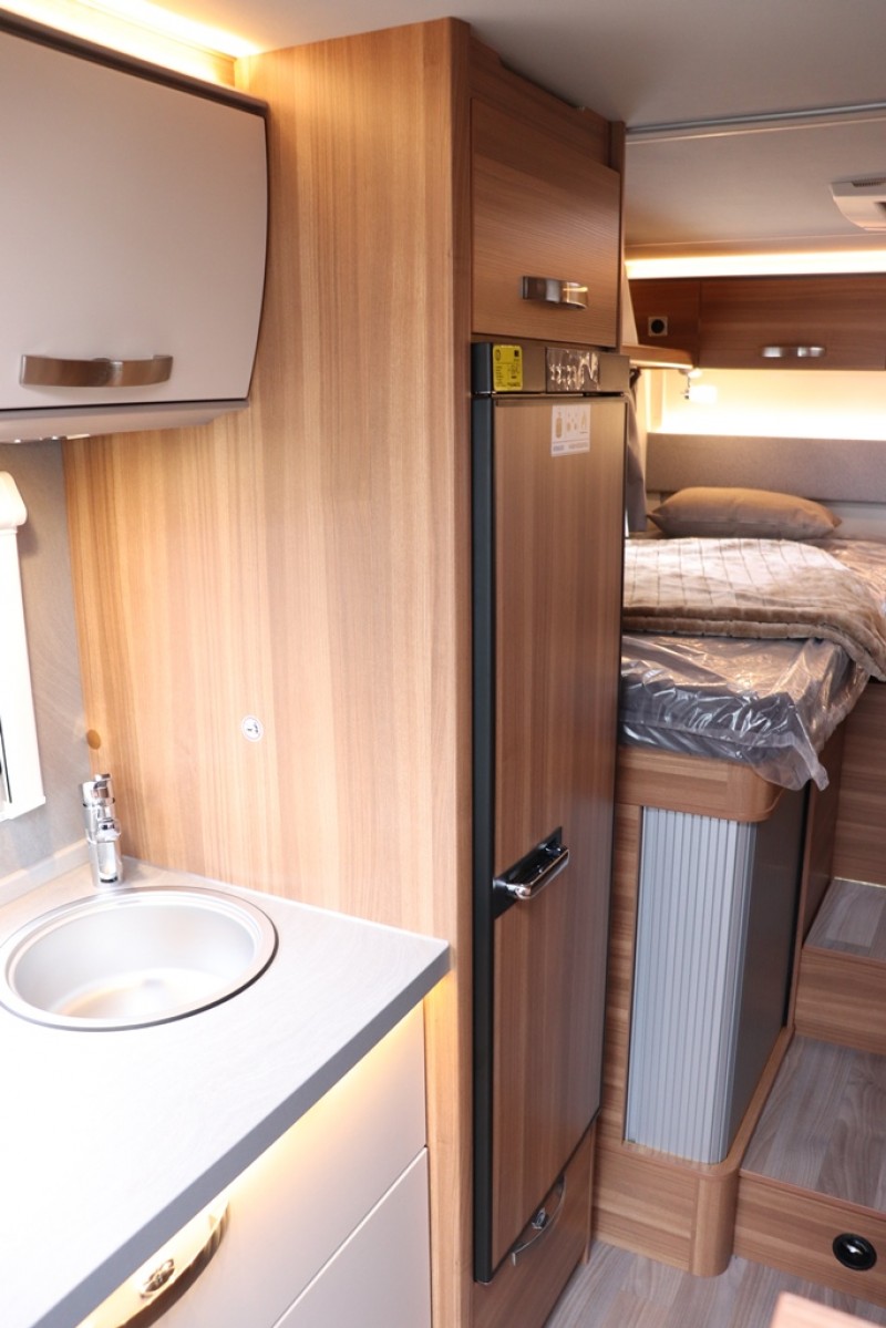 Weinsberg CaraLoft 650 ME Automatik 2021 – Thumbnail 6