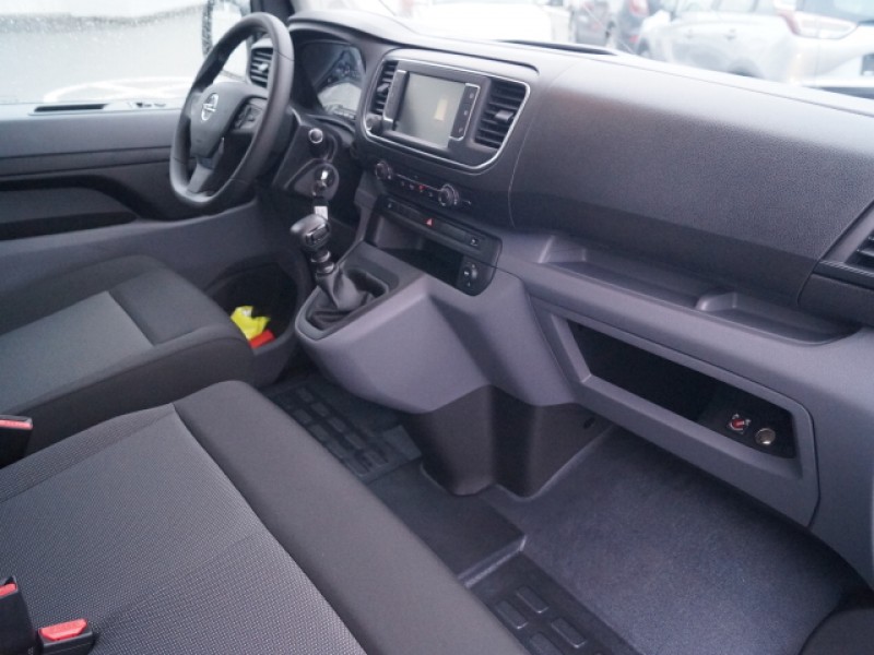 Opel Vivaro Combi – 4