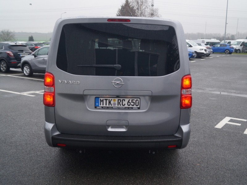 Opel Vivaro Combi 9-Sitzer – 2