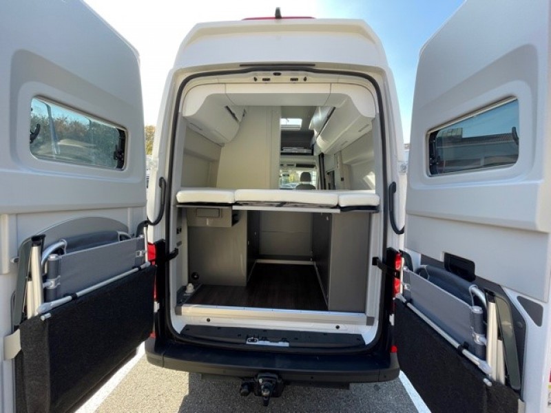 VW Grand California 600 177 PS Automatik mit umfangreichem Zubehör – Thumbnail 7