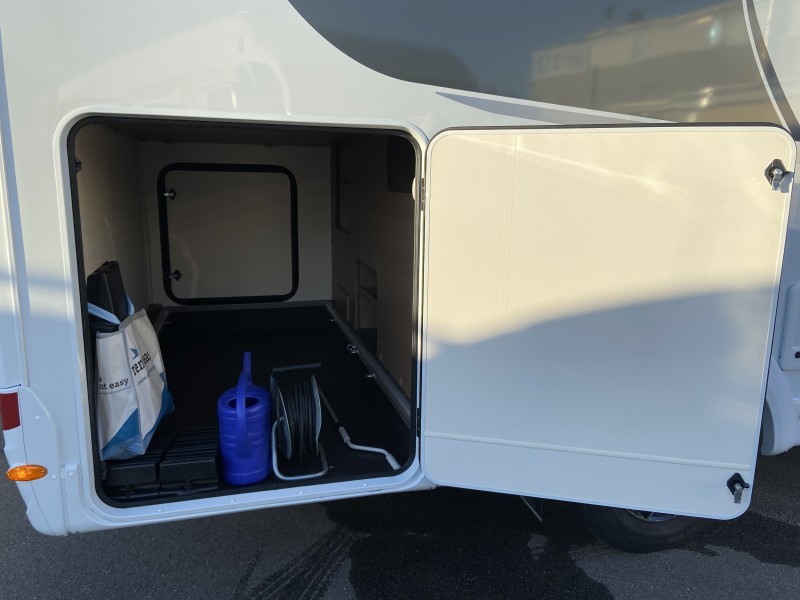 Neu in 2025 Carado T 448 6-Gang Schalter163 PS  mit Einzel u. Hubbett, ideal für alle Reisen,  – Thumbnail 9