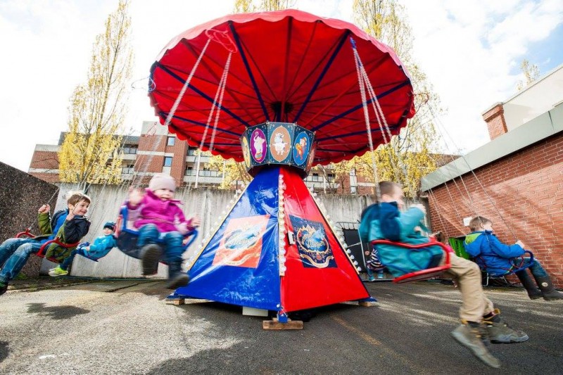 Kinderkarussell, Karussell, Kettenkarussell, Kettenflieger, Fahrgeschäft mieten  – 5