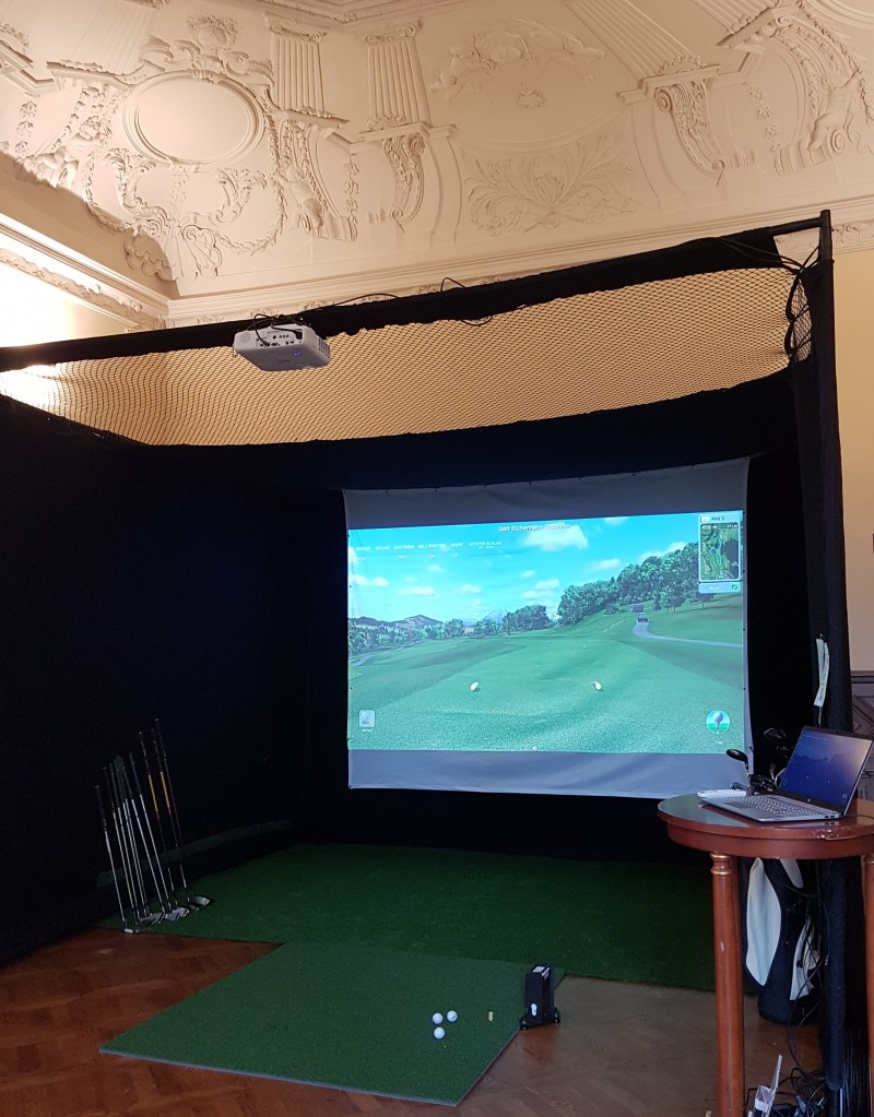 Golf Simulator mit High Speed Kamera - Golfsimulator für Golfevent - Golfautomat  - Indoorgolf -  Golfturnier - Golfen bei Events    – Thumbnail 11