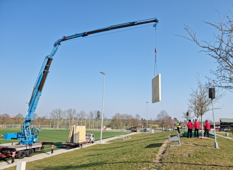 Autokran, Montagekran, Dachdeckerkran, Mobilkran zu Vermieten – 4