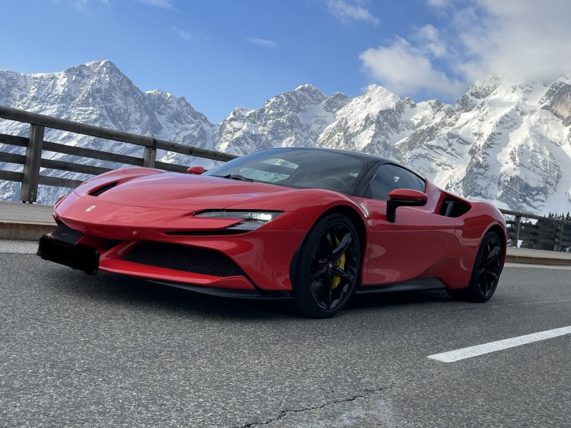 Ferrari SF90 Stradale - Mieten Sie den stärksten Ferrari aller Zeiten – 3