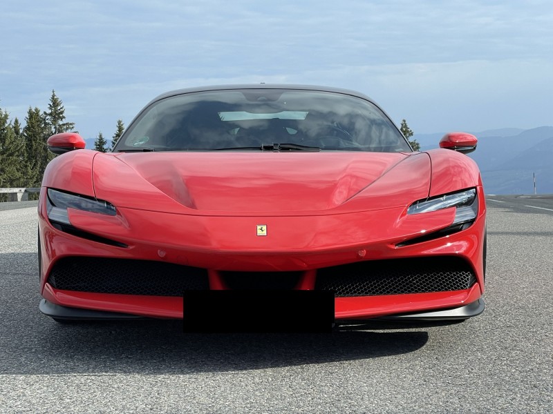 Ferrari SF90 Stradale - Mieten Sie den stärksten Ferrari aller Zeiten – 5