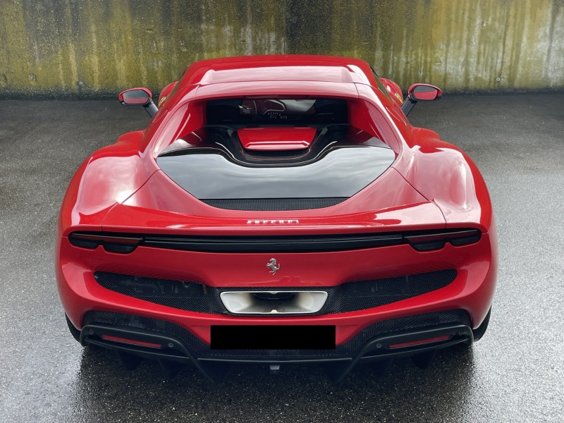 Ferrari 296 GTB - Mieten Sie neuesten Ferrari mit 830 PS – 4