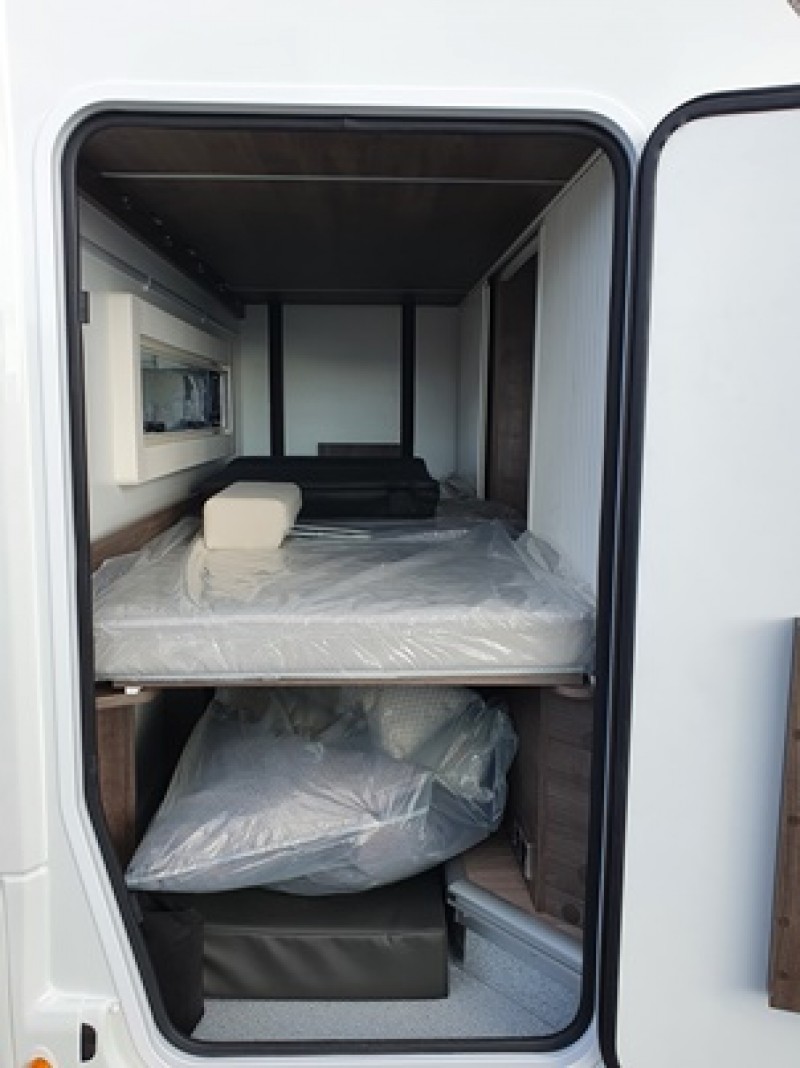 Vollintegriertes Wohnmobil – Thumbnail 6
