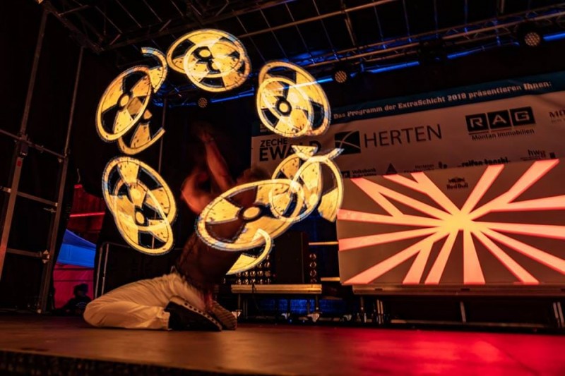 Mr. Poipower - LED  &amp; Feuer Poishows für NRW!