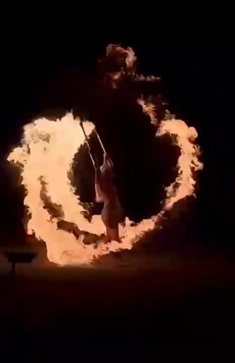 Burlesque Shows - Martiniglas Shows - LED-Gogo Shows - Feuershows - Melody Sachsen-Anhalt – 2
