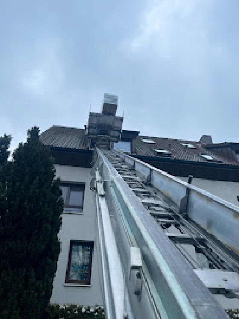 Möbellift &amp; Schräglift inkl. Bediener – Umzug &amp; Möbel – Hamburg – Thumbnail 24