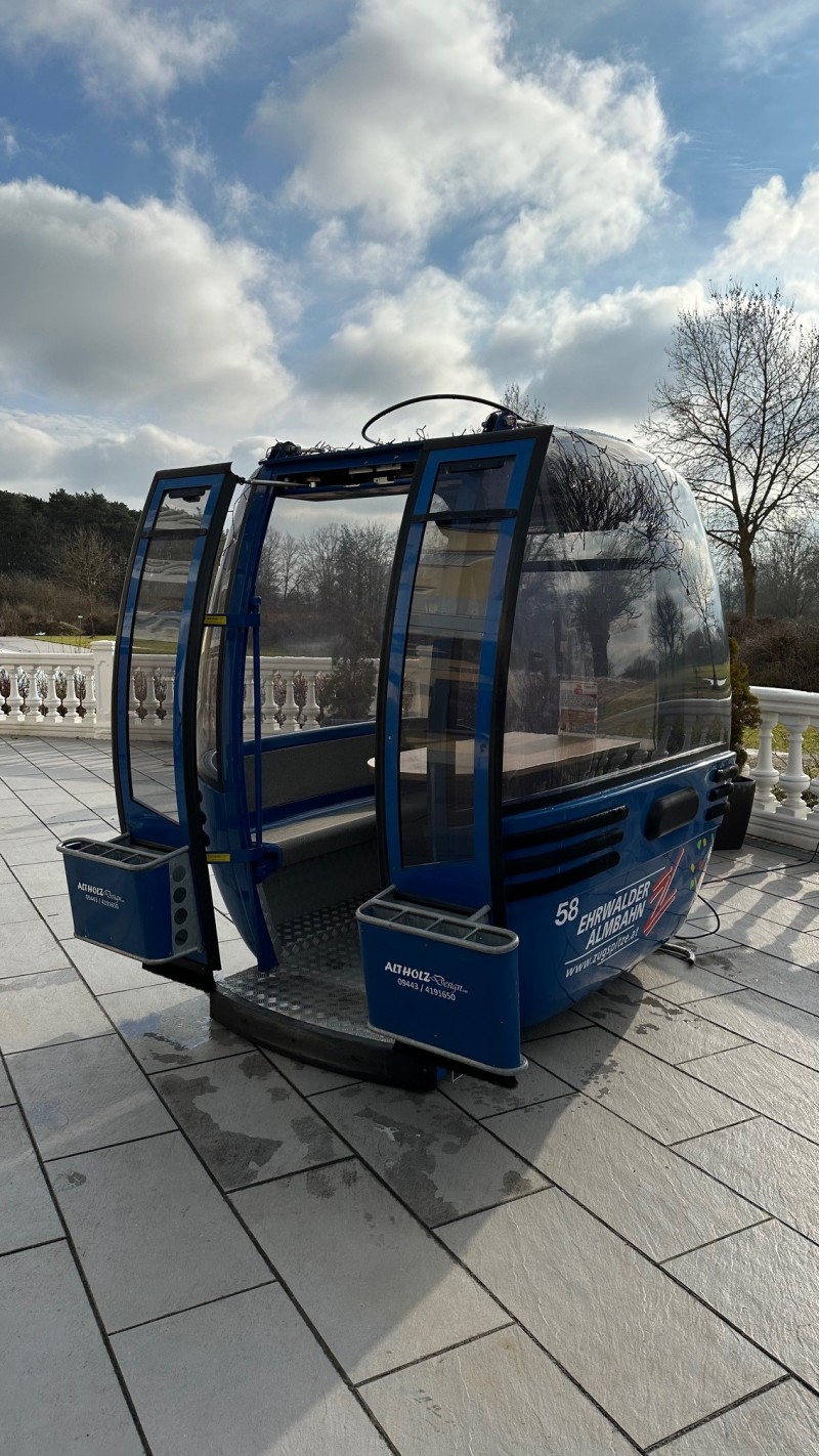 8er XL Gondel Skigondel Berggondel Seilbahn Besprechungsraum Meeting mit Tisch für 8 Pers., Heizung,