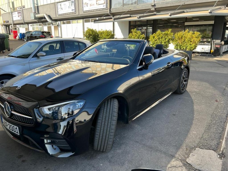 Mercedes Benz. E 300 Cabrio
