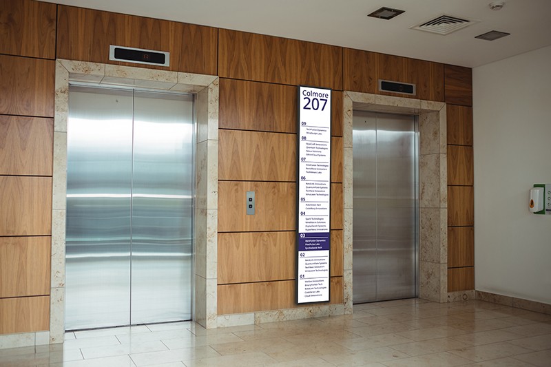 Stretch Display mit fast 2 Meter Länge – 3