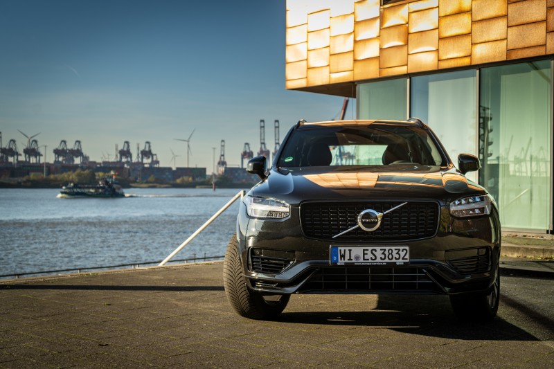 Volvo XC90 T8 Hybrid – 2