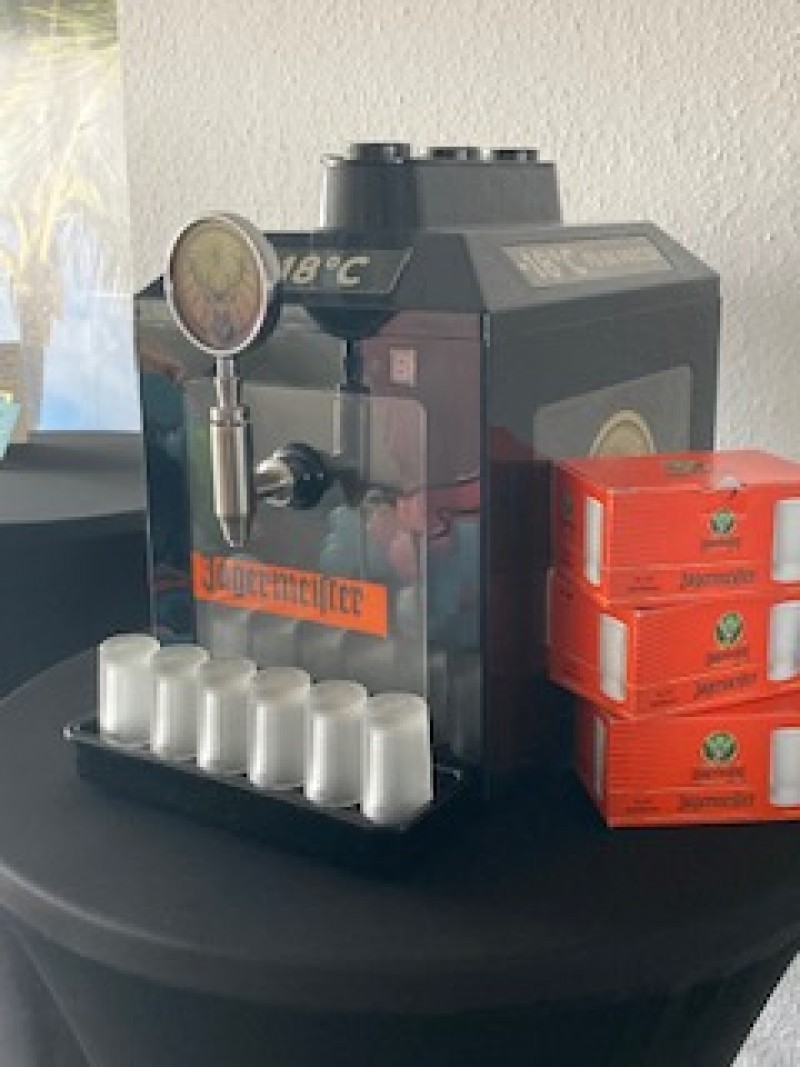 Jägermeisterzapfanlage inkl. Shotgläser zu vermieten – 3