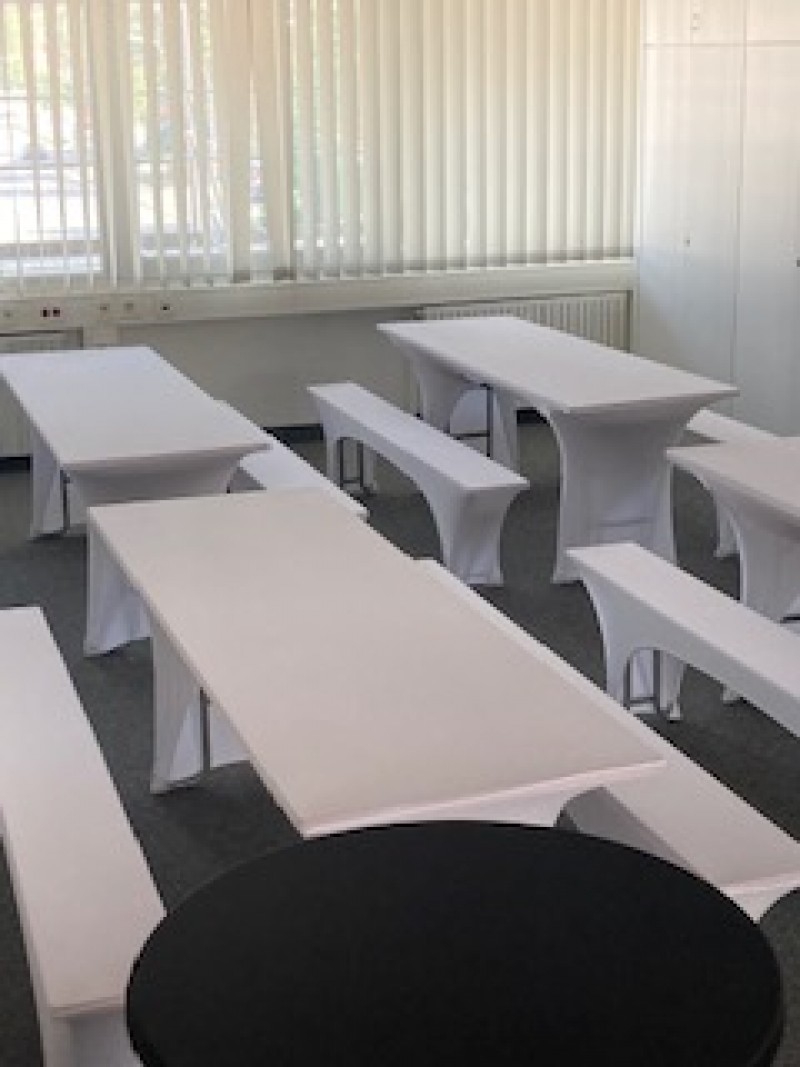 Bierzeltgarnituren 70 cm zu vermieten	 – 5