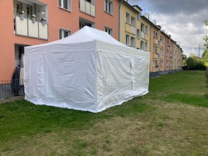 Profi Faltpavillons zu vermieten – 3