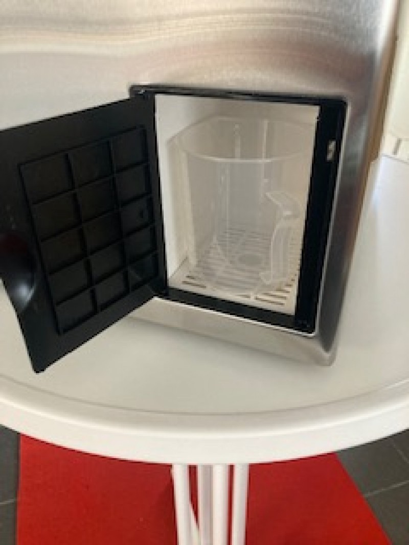Eiswürfelmaschine zu vermieten – 4