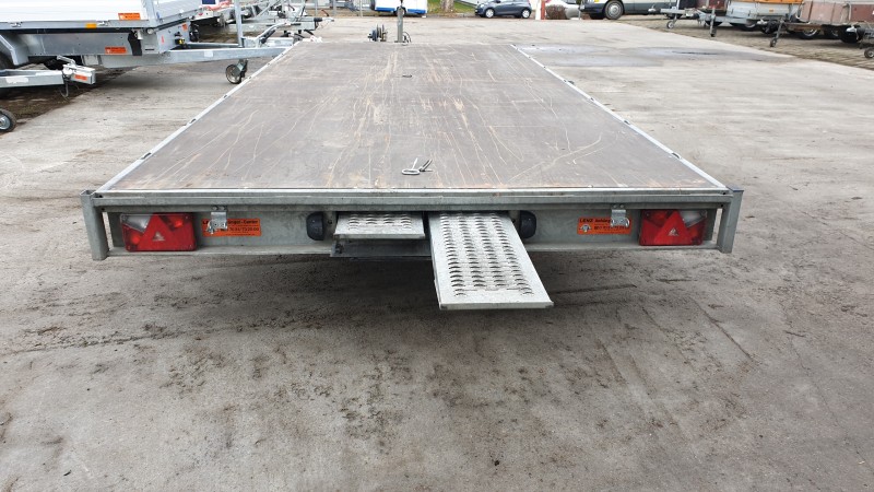 Autotransporter 3500 kg zulässiges Gesamtgewicht – 4