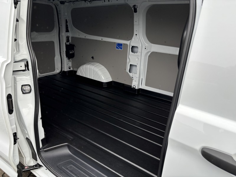 Der neue Ford Transit, Transporter L2H1 – 3