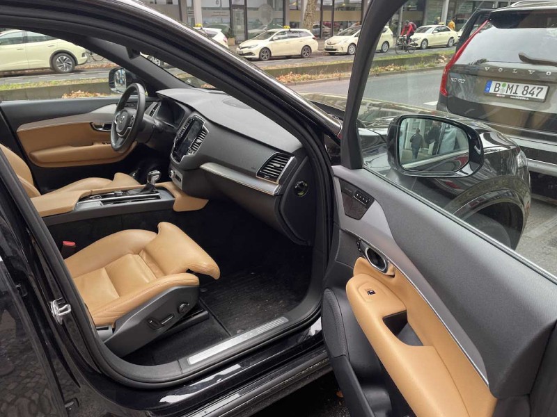 Volvo XC90 **Premium** SUV (7-Sitzer) ab 119,-€ /Tag in Berlin Zentrum - Ku-Damm / Zoo – Thumbnail 9