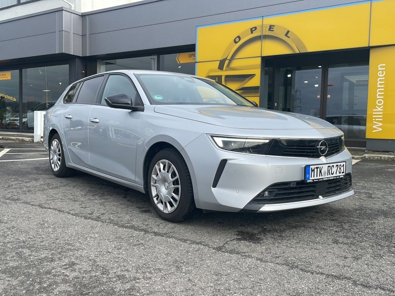Opel Astra-L Sports Tourer